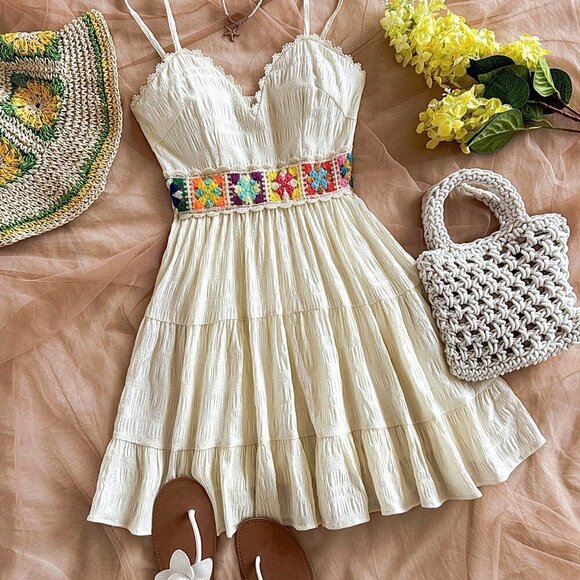 Apricot Boho Women's V-Neck Sleeveless Floral Lace Patchwork Color Block Dress - Picture 5 of 6